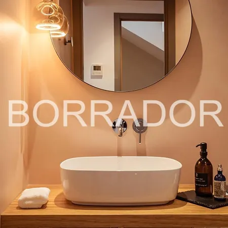 El Consul - Boutique فندق ماهون